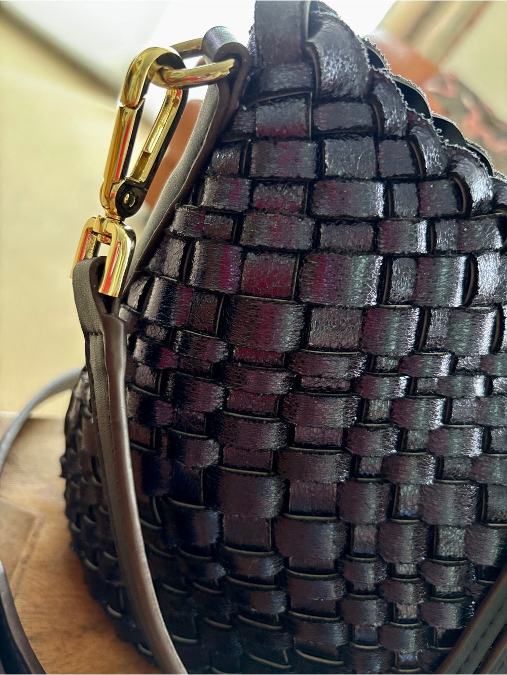 Calvin Klein Reversible Navy/Metallic Navy Woven Vegan Leather Crossbody Bag - Picture 5 of 12